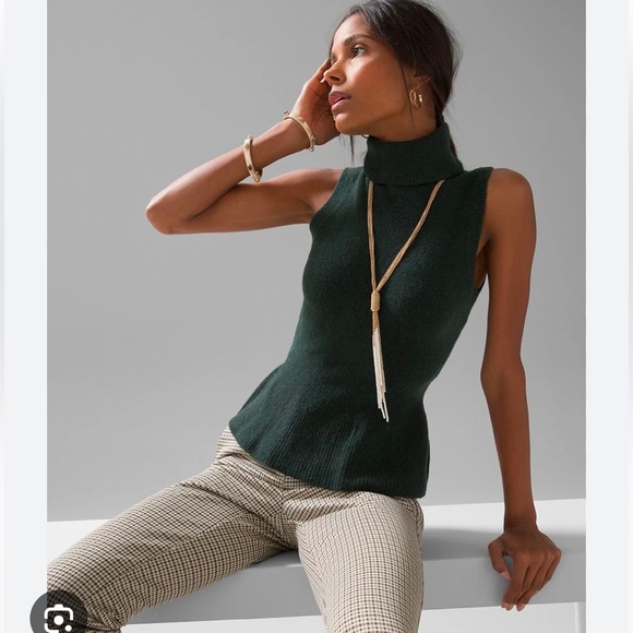 White House Black Market Soft Turtleneck Peplum In Green Spruce NWT M - Picture 2 of 11